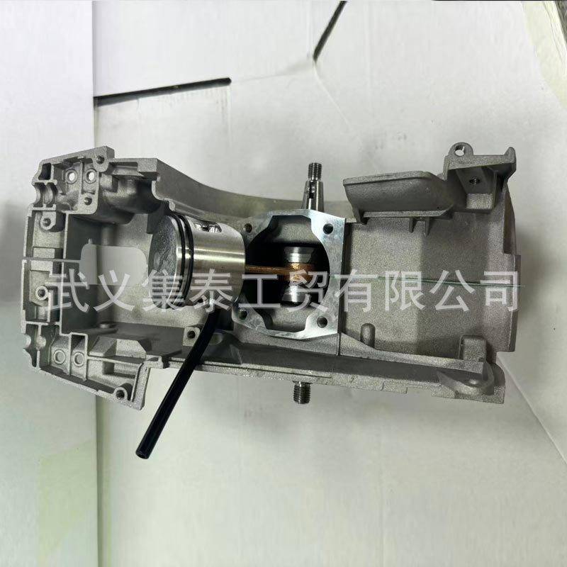 汽油伐木锯通用配件半成品箱体壳体气缸缸套活塞点火器高压包曲轴
