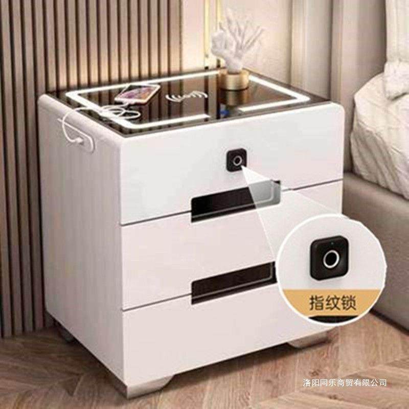 轻奢床头柜智能带灯简约代卧室现网红漆床简边小GLP柜白色烤易储,玩具/童车/益智/积木/模型,其它,淘宝优惠券,粉丝福利购,淘宝优惠卷