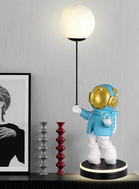 太空人台灯厅新款客灯网红件装饰创意儿童卡通航MGN-TKRT空摆员卧