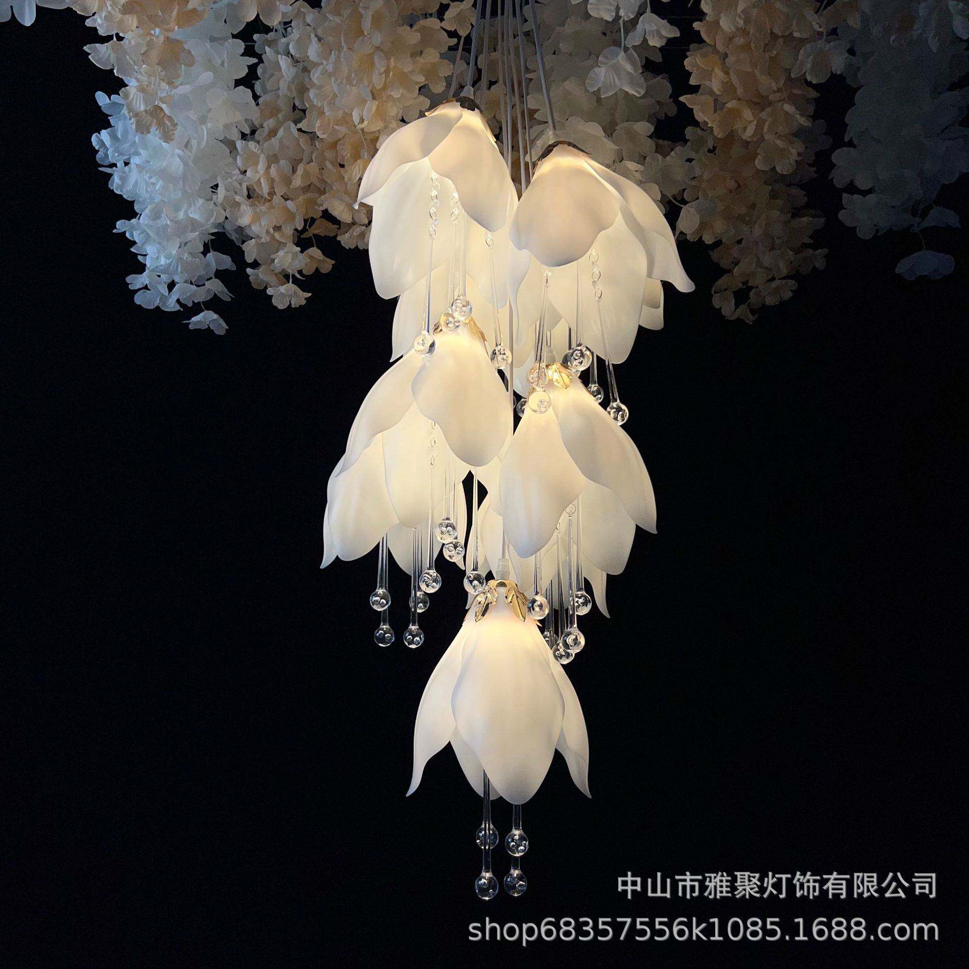 厂家新款10头玉兰花婚庆吊灯婚礼堂创意布置装饰道具吊顶挂饰灯