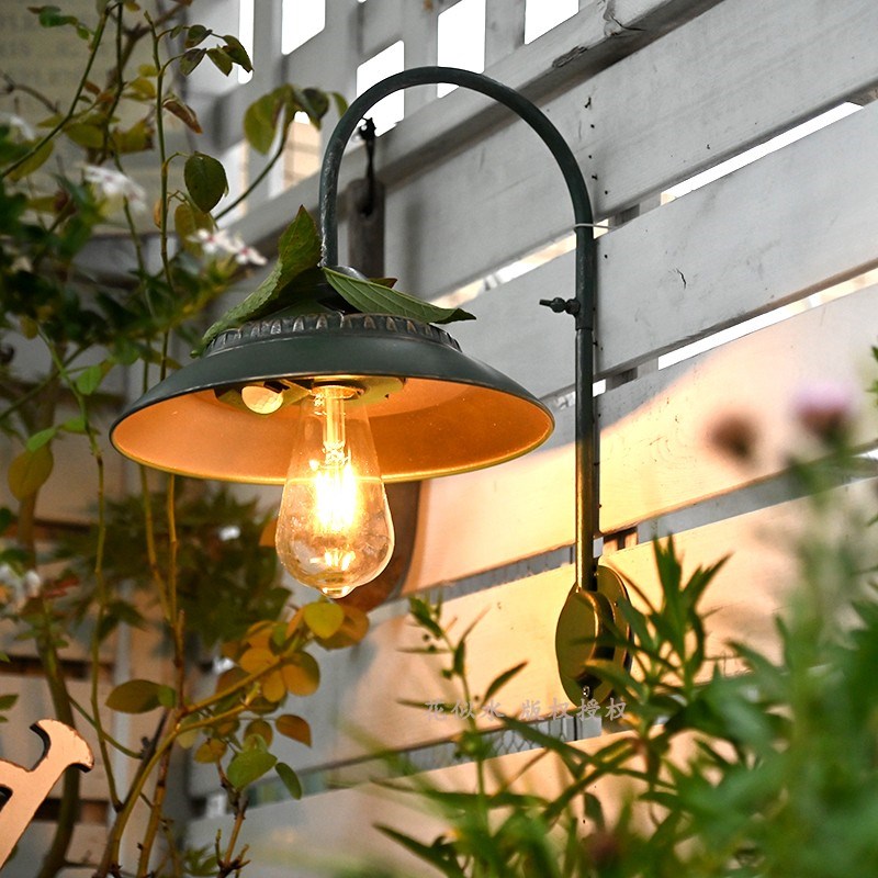 铁艺复古蓝色高亮太阳能灯感应壁挂E装饰户外花园墙壁挂饰庭院摆