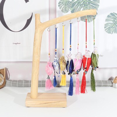 创意桌面首饰展示k架香囊香包架原木实木树形饰品架树型挂架风铃