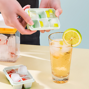 日本冰块模具硅胶冰格家用储冰制冰盒带盖冰箱冻冰块神器夏季