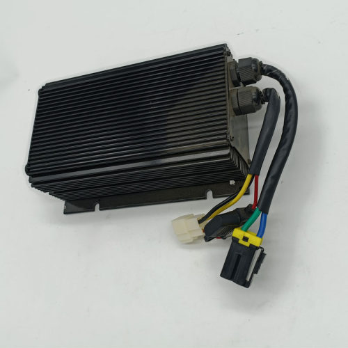 富路电动汽车轿车转换器 电动四轮车电源转换器48V 60V 72V转12V