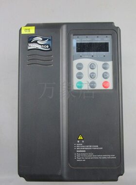 MD320NT5.5GB-SL-11  变频器  5.5KW 实物拍摄