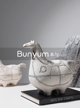 现代简约动物马雕塑摆件样板间家居儿童房O书房玄关柜软装饰品