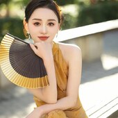 晨袍拍照搭配用 古风扇子