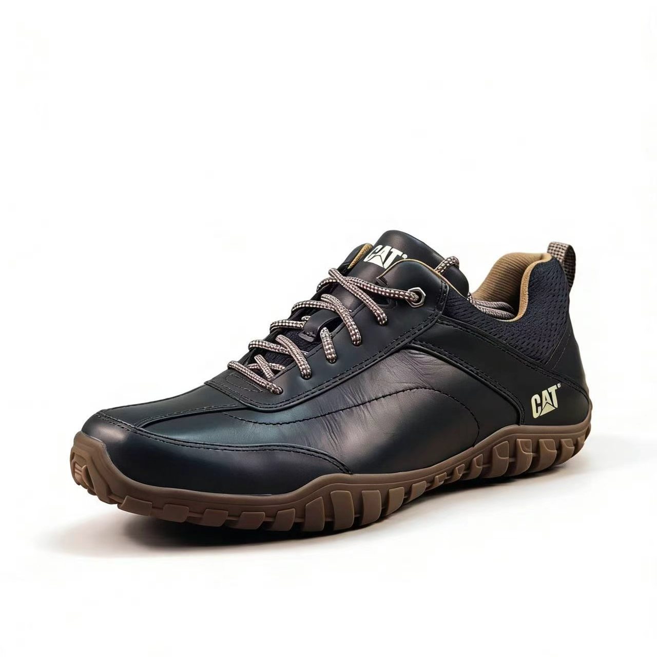 外贸原单头层牛皮复古皮鞋休闲板鞋轻便耐磨防滑户外健步男鞋单鞋