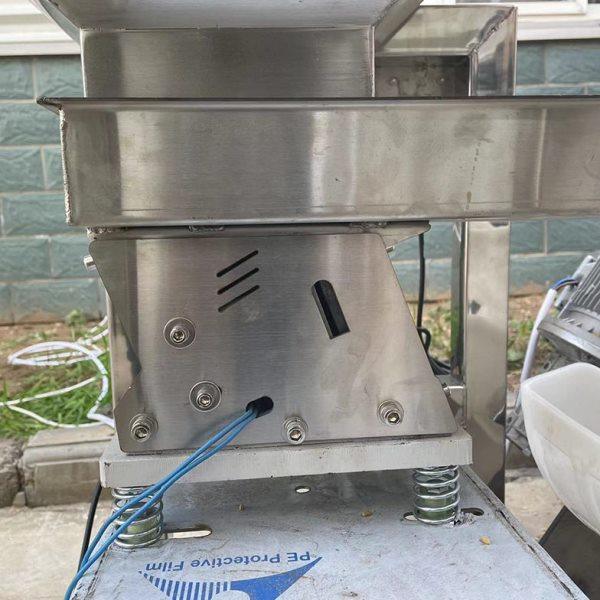 斜挖斗输送机 流水线爬坡输送机破碎低 粮食大米绿豆上料机,搬运/仓储/物流设备,输送机,淘宝优惠券,粉丝福利购,淘宝优惠卷