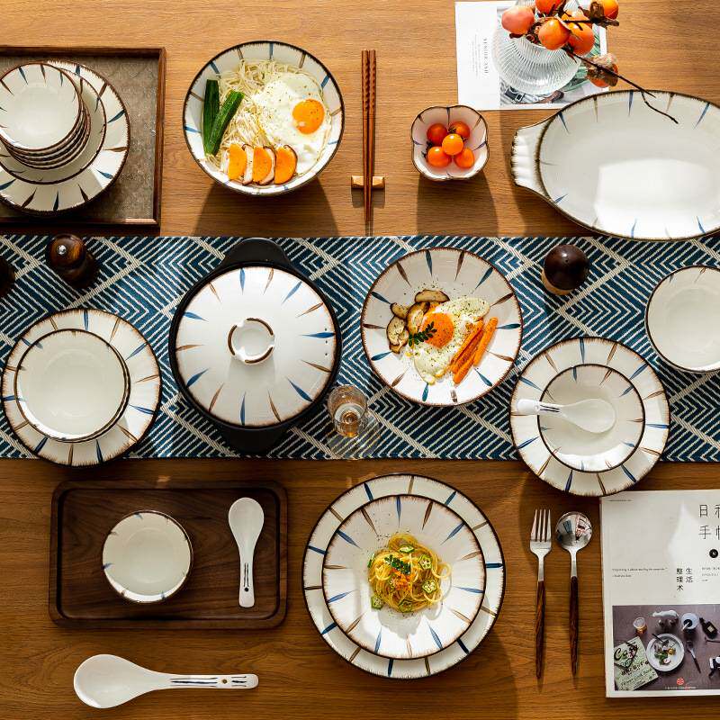 碗碟套装家用碗盘子碗具陶瓷新款日式釉下彩简约风轻奢餐具开业礼