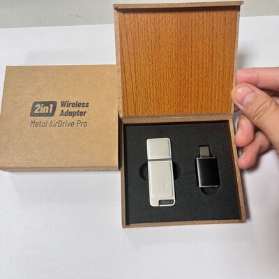 热销carplay有线转无线盒子安卓Auto车机互联盒子carplay转接器