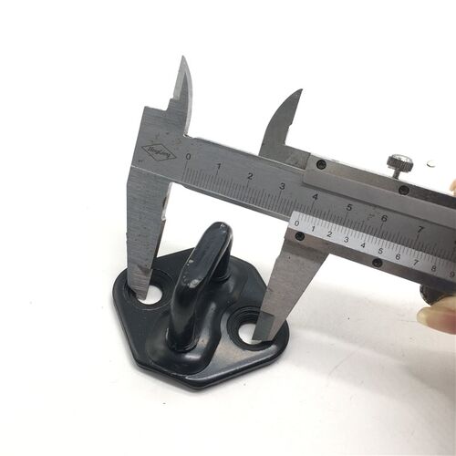 大宇斗山挖掘机门锁扣DH215/225-7挖机鼻扣卡扣 卡特钩机通用配件