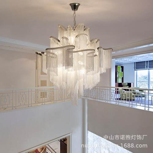 120楼后现复式楼大吊灯客厅轻奢别墅中空挑高lo寓ft公代艺术梯流