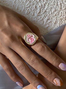 采蘑菇的小姑娘 画油蘑菇戒指女夏季欧美个性P创意金属风网红指环