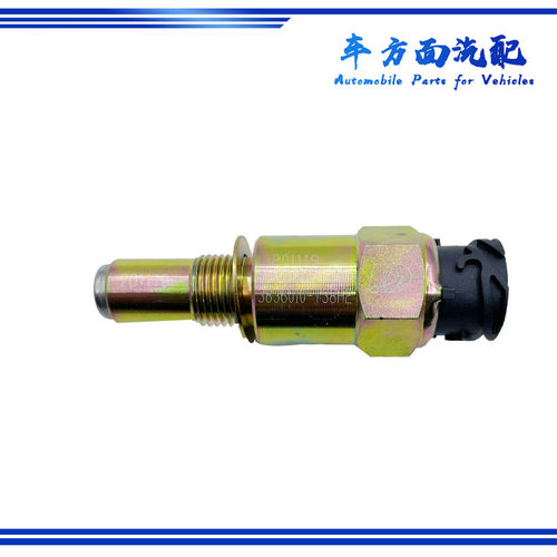 C03054-26-23-16适配东风天龙旗舰里程表车速感测器3836010-T38H2
