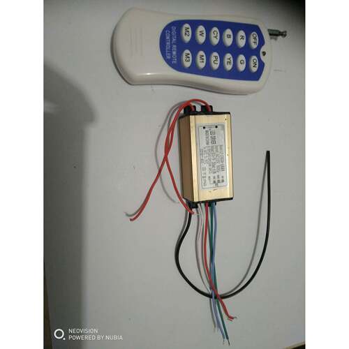 24键无线遥控 3-300W 10串15并150W RGBW防水驱动 RGB投光灯电源
