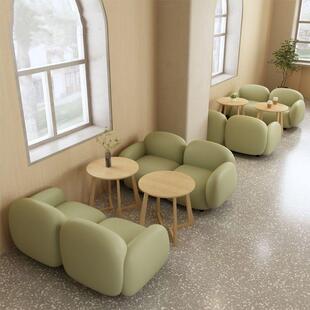 2024新奶茶店休闲卡座沙发烘焙甜品店洽谈咖啡厅西餐厅餐桌椅组合