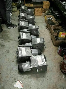滕州5036x6036铣床进给器07走刀器滕州钻铣床机械齿轮传动走刀器