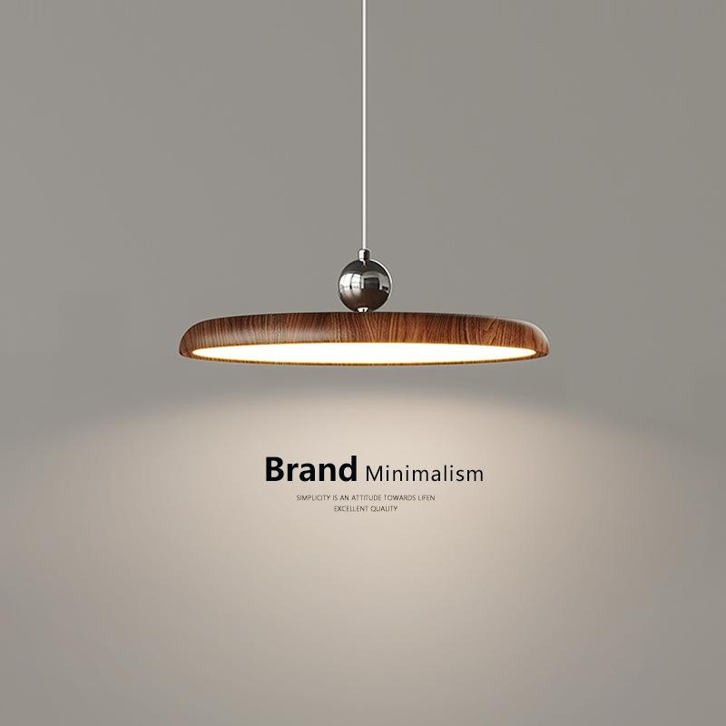 2025新款中古风餐厅吊灯复古饭厅高级感餐桌主灯法式侘寂风飞碟灯