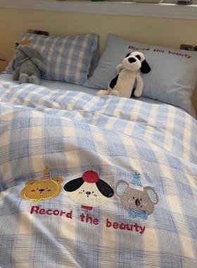 现代简约风格全棉双层纱蓝色格子可爱动物三小只贴布绣床上四件套