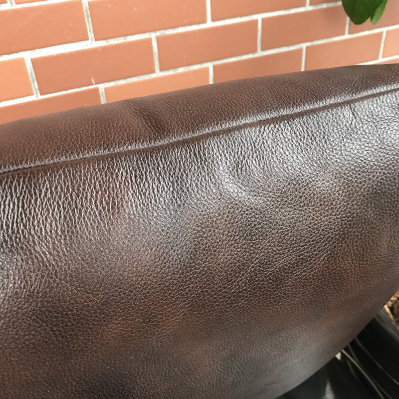 进口黄牛皮大抱枕真皮靠垫沙发靠垫方枕皮套皮真皮沙发抱Y枕50*50