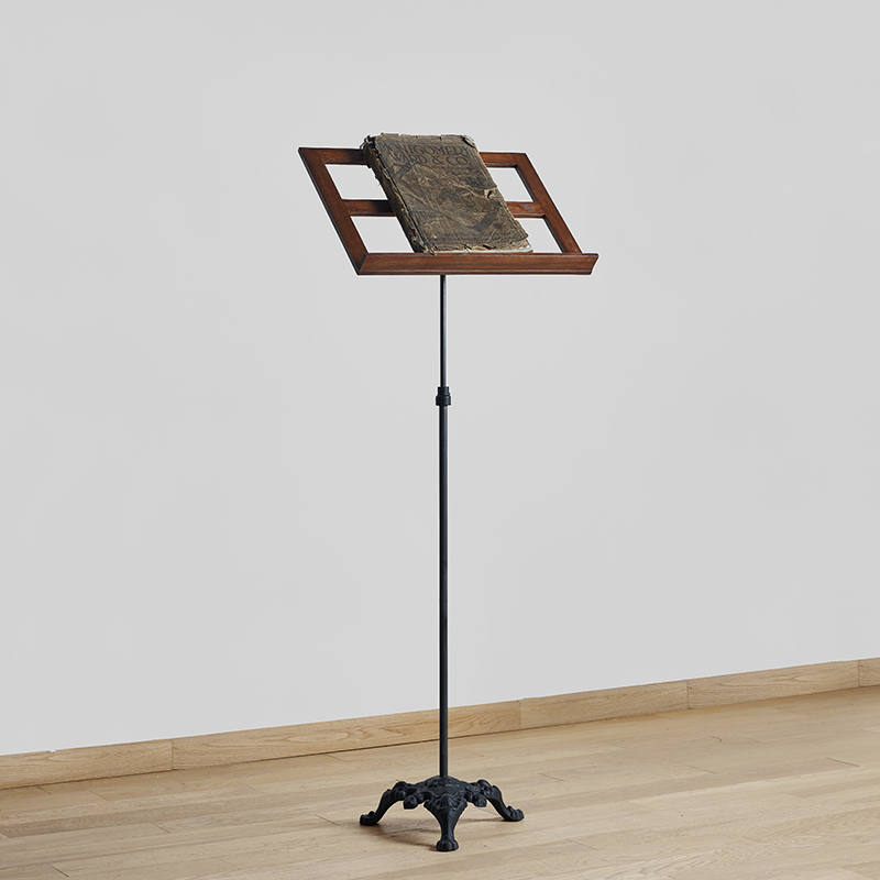 MOGO 工业风复古m铁艺实木唱诗台展架 广告牌立式支架落地式装饰