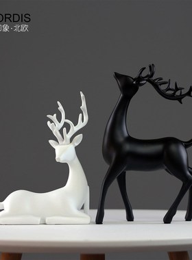 北欧现代简约麋鹿小摆件客厅电y视柜酒柜书柜装饰品工艺礼品黑白