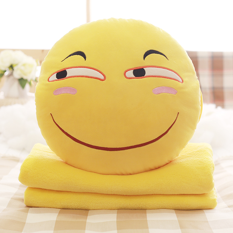 抱枕被子两用办公室午睡枕珊瑚绒毯子三合一汽车靠垫.靠枕空调被