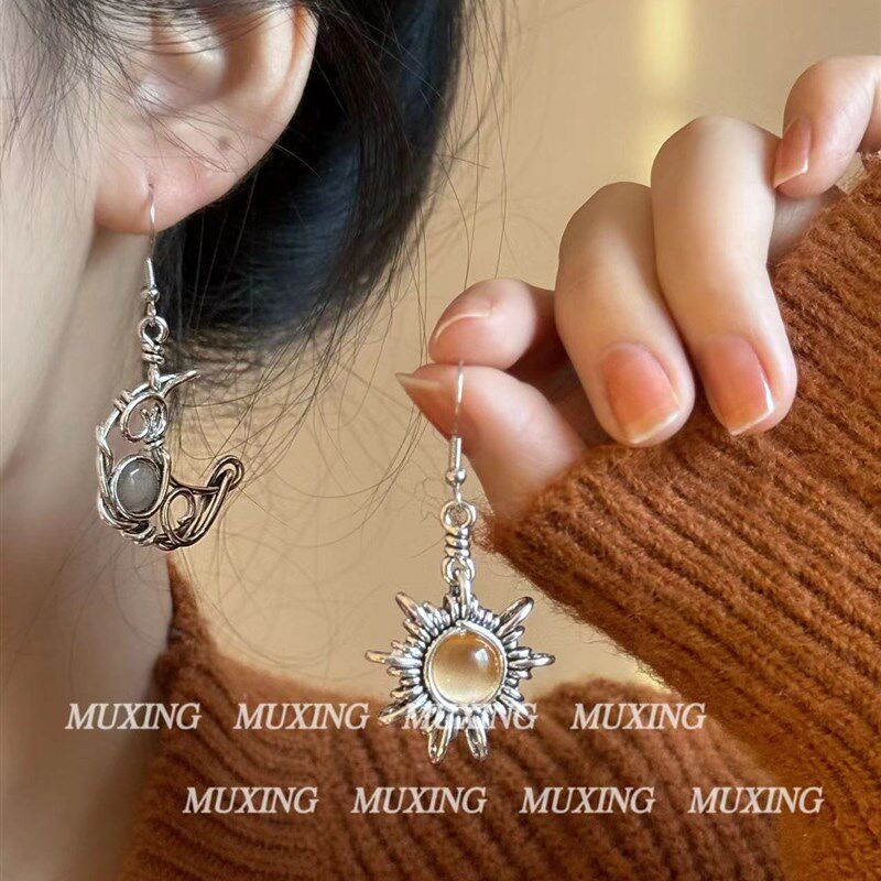 镂明新中式民族风复古重工月光石不对称日月镂空缠Z绕耳坠耳饰