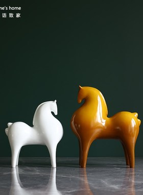 北欧创意高级感唐马家用装饰品现代简约样板间Q电视柜日常送礼摆