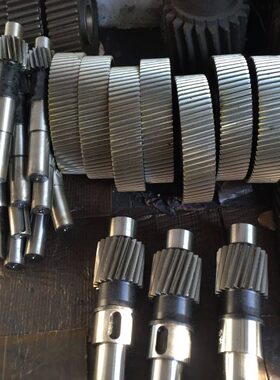 ZDY160齿轮减速机 及配件