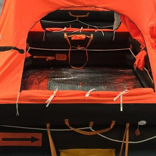 船用救生筏小型船用压力释放器气胀式救生筏海上自扶正渔检救生筏