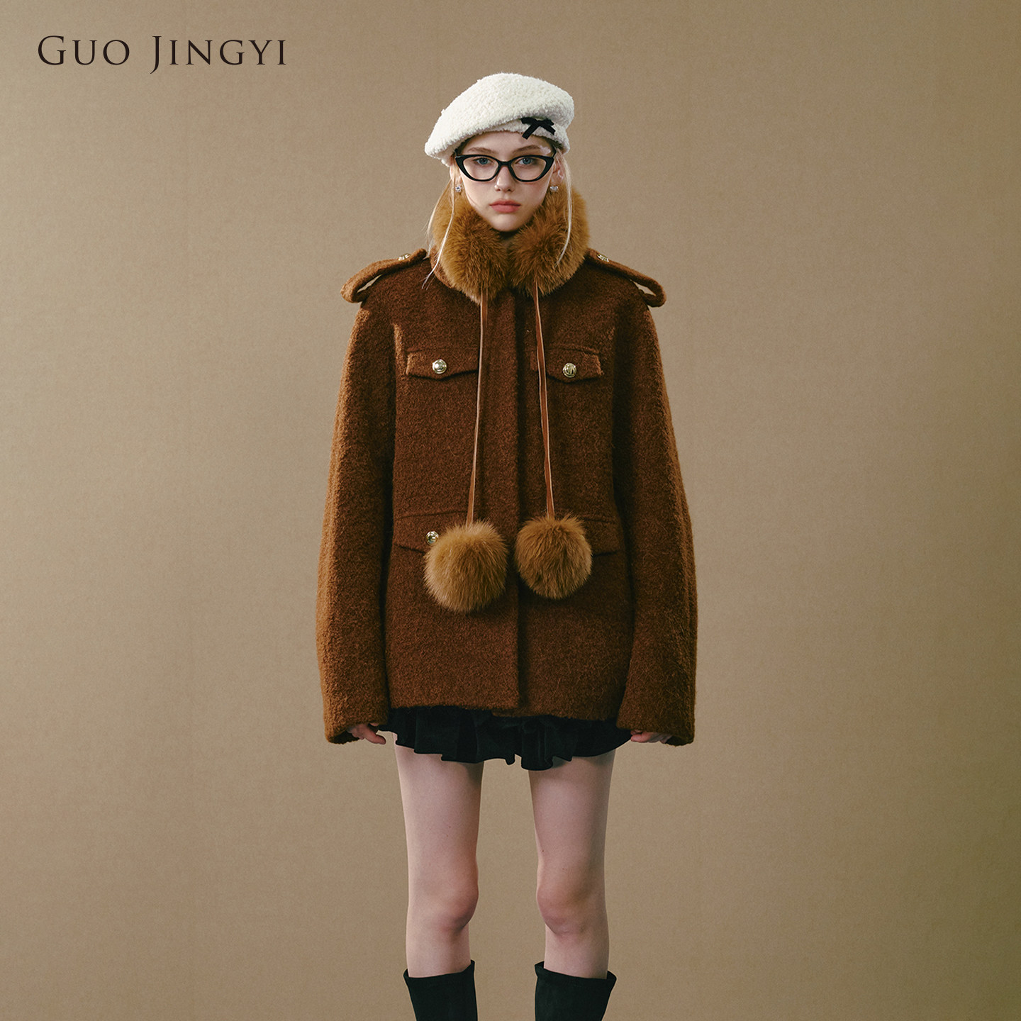GUO JINGYI秋冬新品纯色少女心圈圈毛毛领肩章大衣毛呢女士