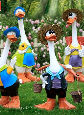 户外玻璃钢e卡通挑担鸭子雕塑花园庭院幼儿园商场小区动物装饰摆