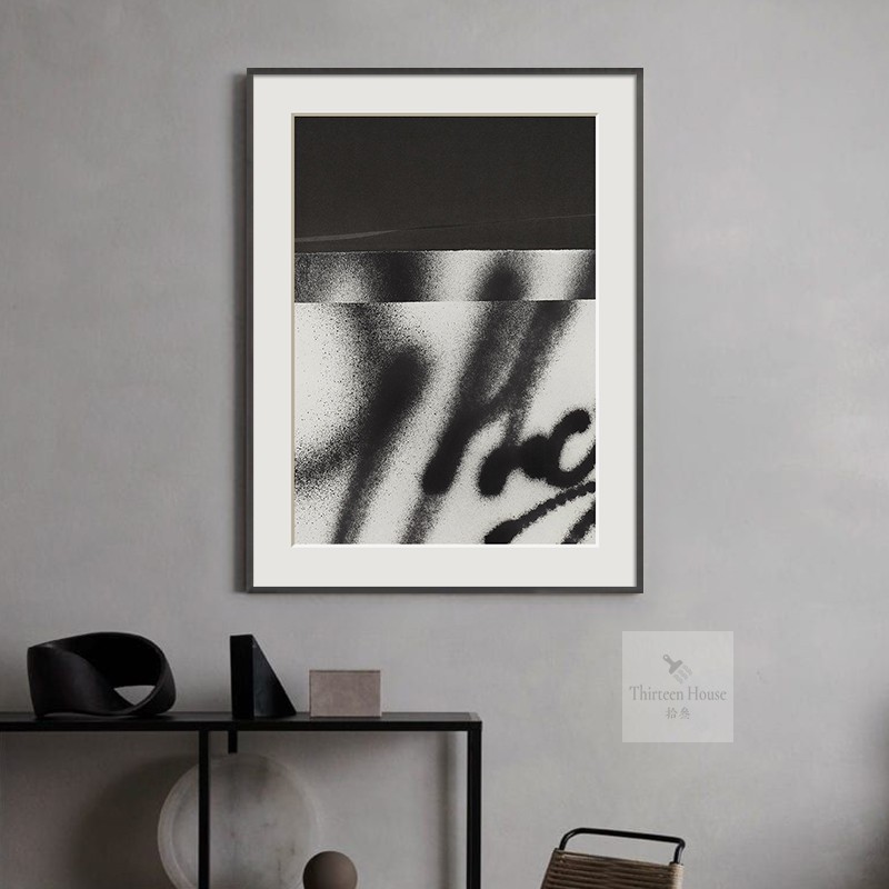 现代抽象黑白装饰画客厅沙发背A景墙侧边挂画高级感工业风玄关壁图片