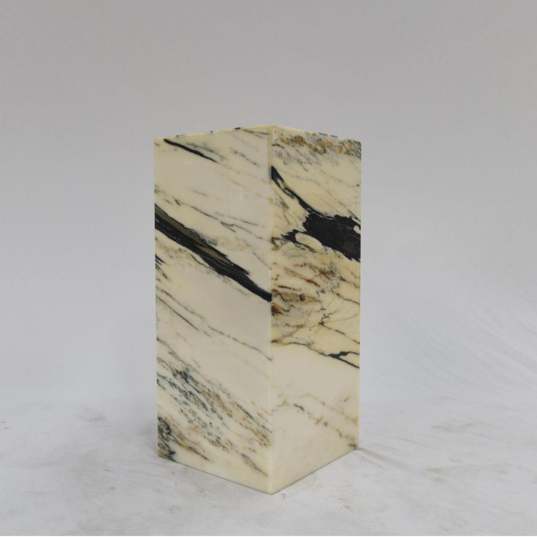 东方鱼肚白平面方柱桌轻奢卧室边几床头柜客厅现代简约方形小桌子