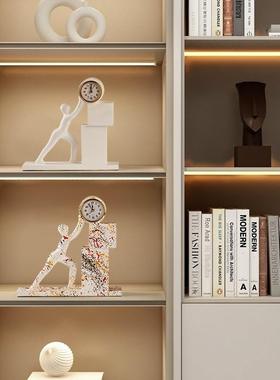 办公桌装饰小众前台人物家居方块花色感收钟表摆件玄关餐边柜树脂