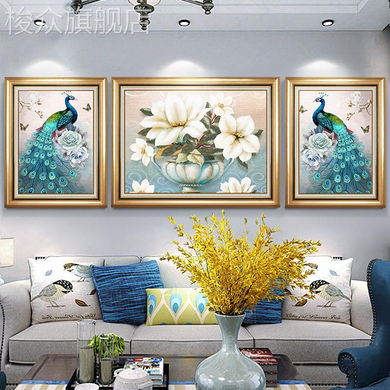 欧式客厅装饰画沙发背景墙壁画美式轻奢孔雀挂画三联玄关餐厅油画图片