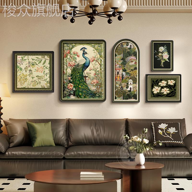 中古风客厅装饰画法式高级感沙发背景墙挂画孔雀复古艺术组合壁画图片