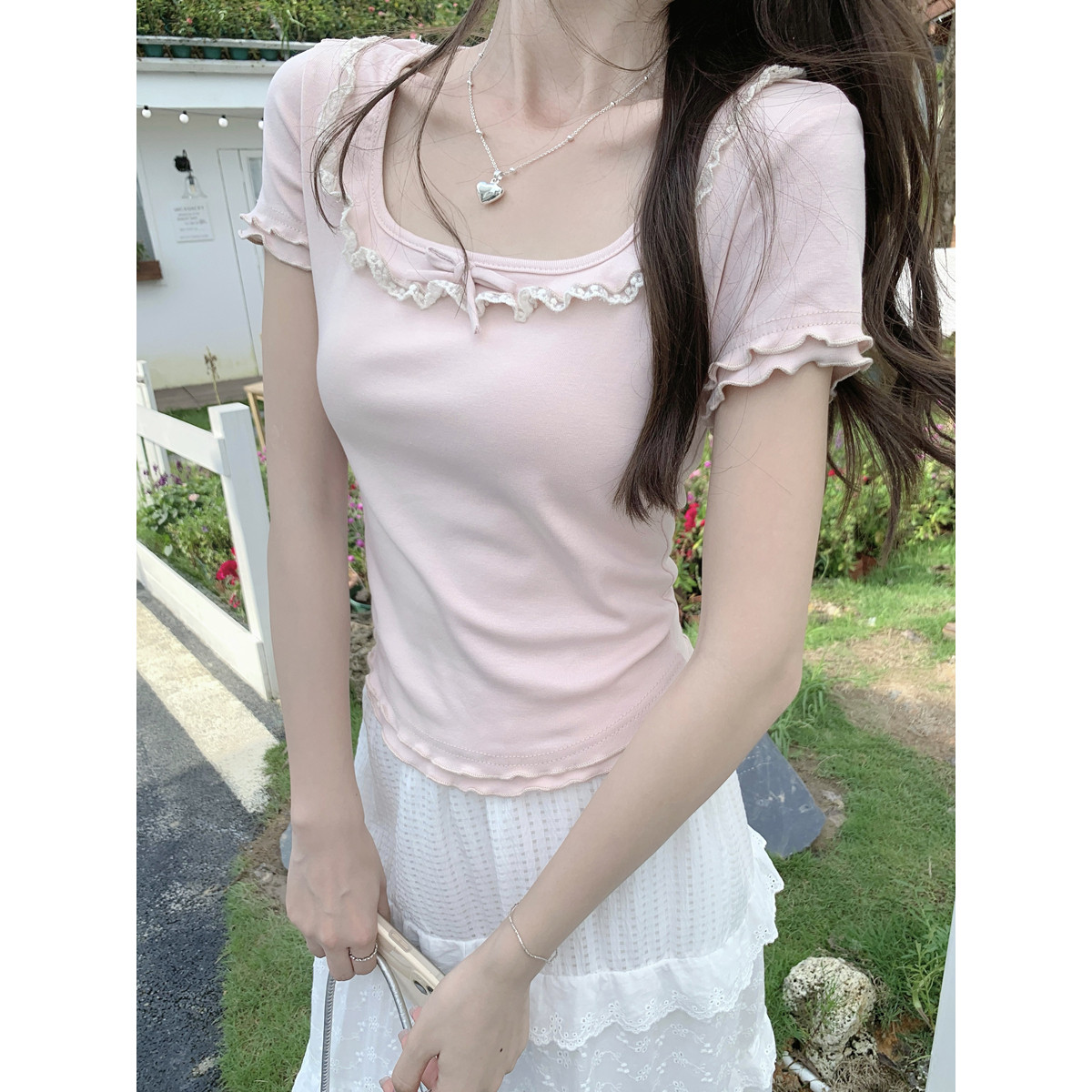 纯欲蕾丝花边方领短袖T恤女夏季新款小个子修身别致正肩短款上衣