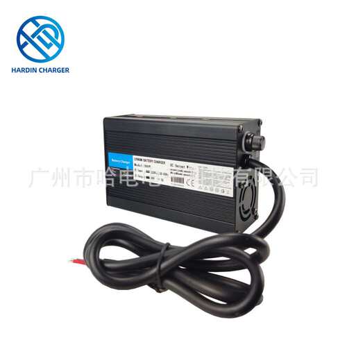60V4A（67.2V 71.4V 73.5V）水下机器人充电器救灾60v锂电充电器