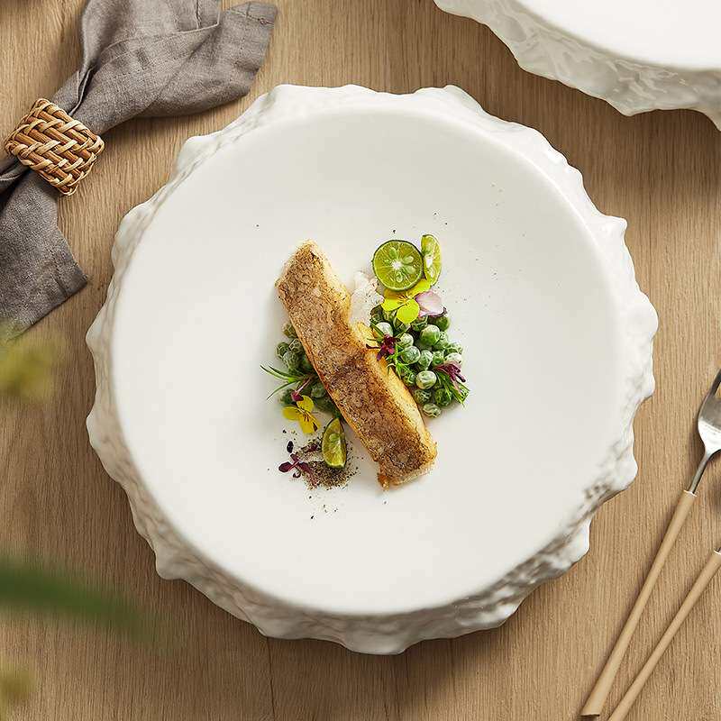 厂家创意岩石纹高档创意菜意境菜用西餐点心糕点盘子不规则14英寸