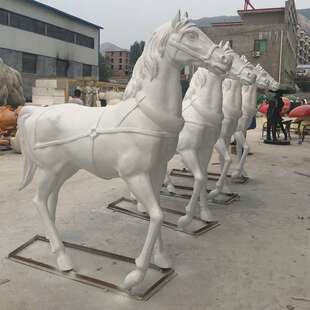 雕塑厂家玻璃钢马雕塑户外大型仿真马园林景观动物树脂摆件现货