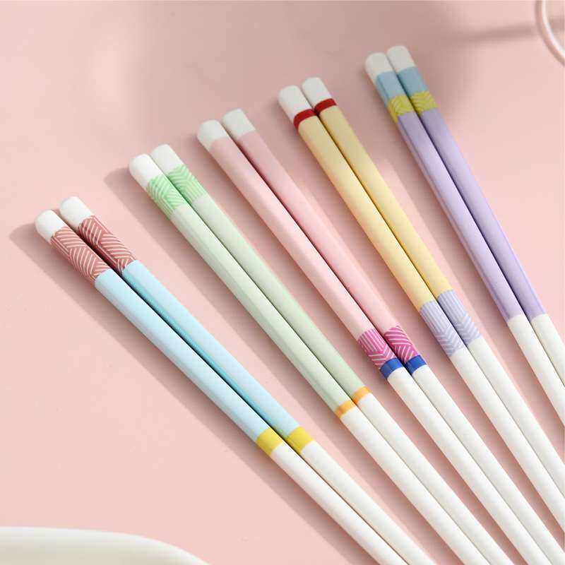 家用陶瓷高档筷子创意简约高颜值耐高温防滑防霉专用公筷可洗碗机,玩具/童车/益智/积木/模型,遥控车升级件/零配件,淘宝优惠券,粉丝福利购,淘宝优惠卷