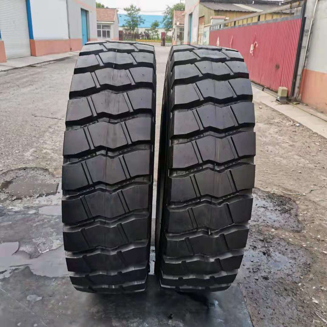 自卸车轮胎14.00r25港口轮胎E-3花纹3星工程机械轮胎带内胎