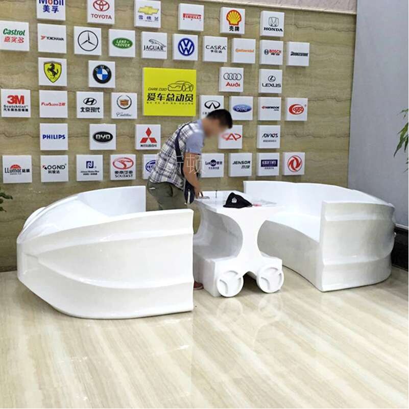 商场简约白色汽车座椅玻璃钢创意造型办公室内休闲桌椅美陈组合