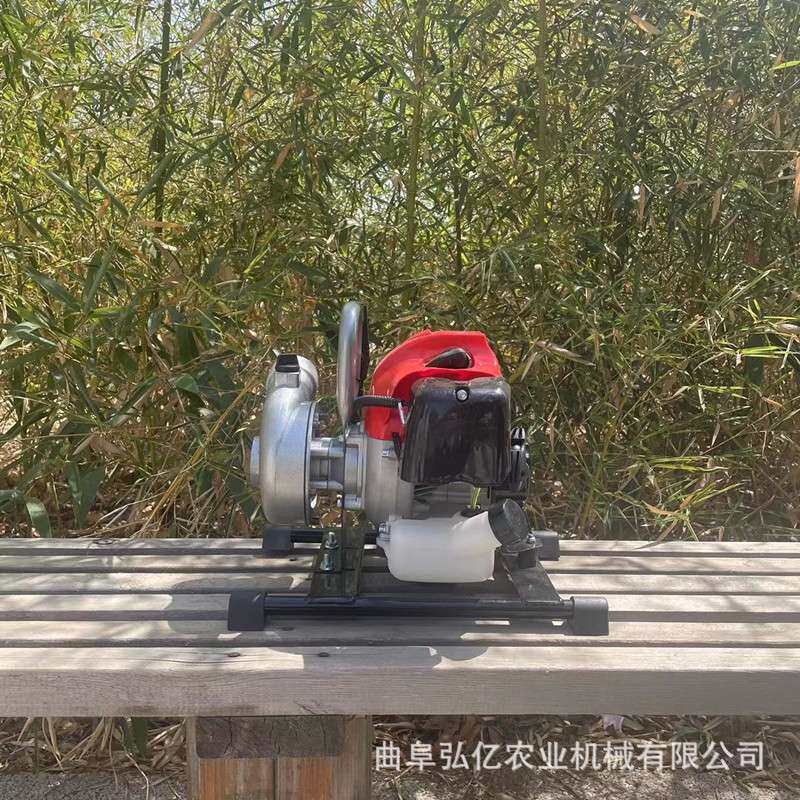 轻便手提家用抽水泵菜园地浇菜灌溉自吸泵四冲程大扬程汽油吸水泵