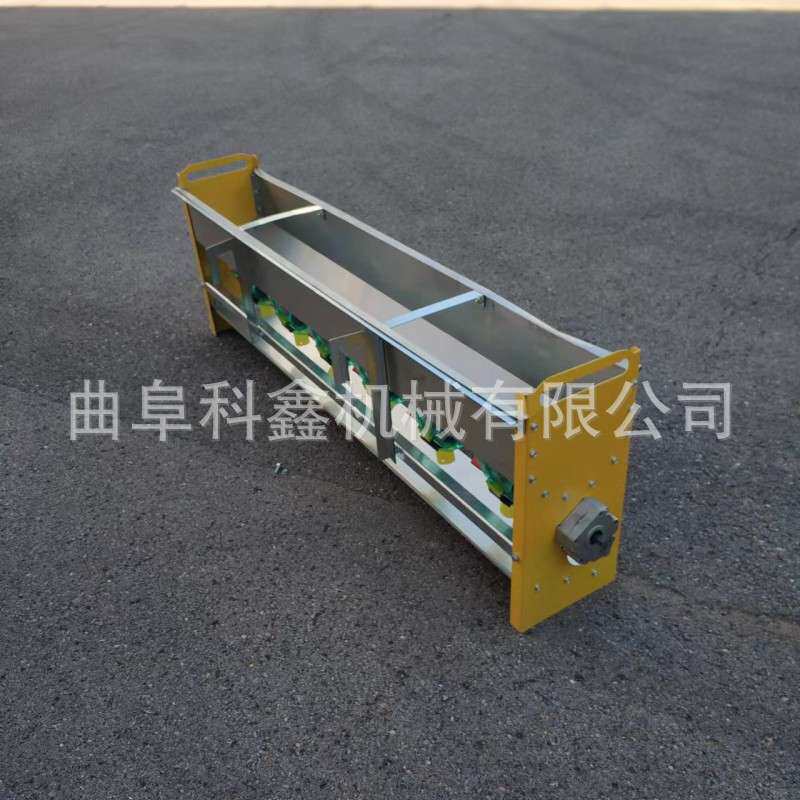 新款电动遥控撒肥机科鑫 不锈钢材质施肥器后挂式小型扬肥机