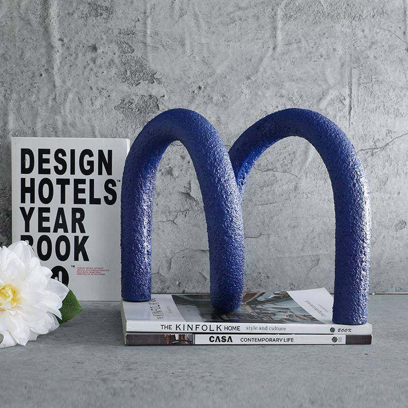 现代简约蓝色几何树脂抽象绳结摆件样板间售楼处书房客厅软装饰品