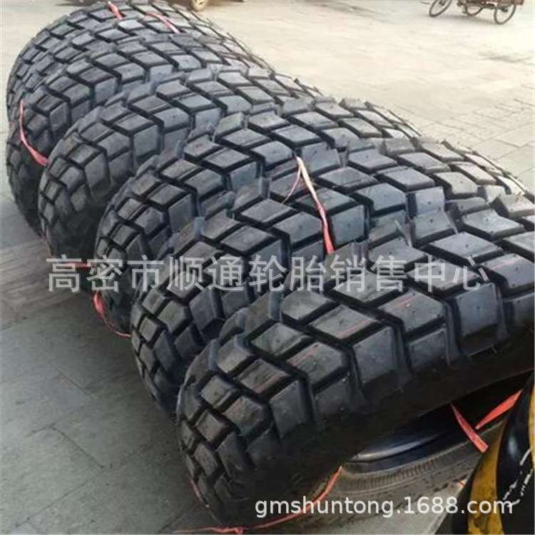 供应东风双星轮胎11R18卡车轮胎DS315花纹越野轮胎